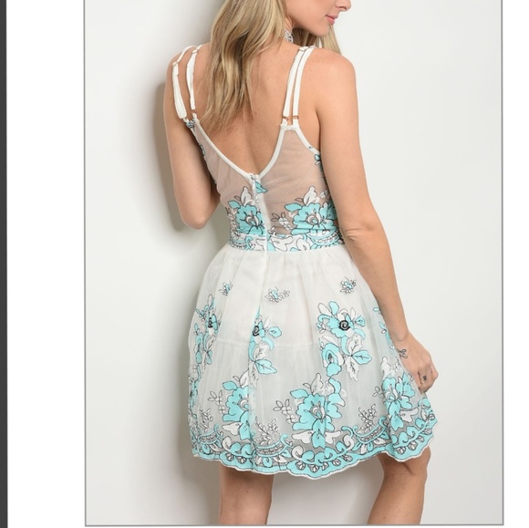 💧WHITE AQUA DRESS 💧 - Picture 2 of 5